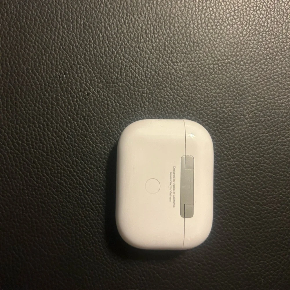Apple AirPods Pro Wireless Earbuds